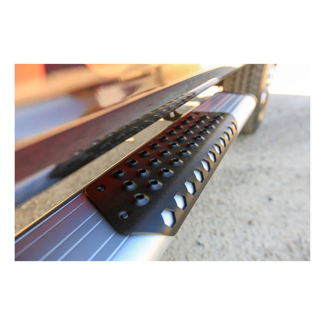 LUVERNE O-Mega II 6" x 78" Silver Aluminum Side Steps, Select Dodge, Ram 1500 583078-571632 - Back View