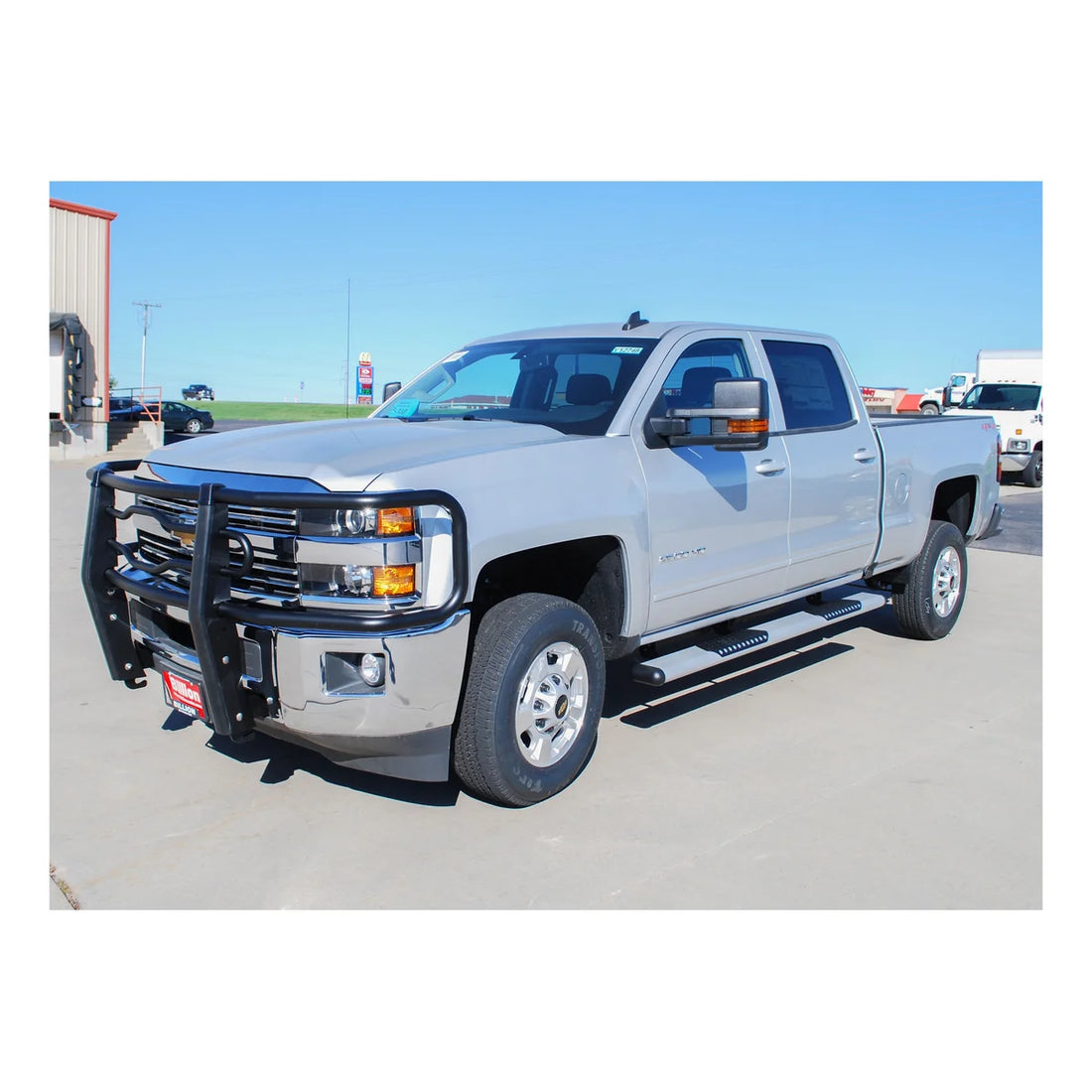 LUVERNE O-Mega II 6" x 88" Silver Aluminum Side Steps, Select Silverado, Sierra HD 583088-571743 - Side View