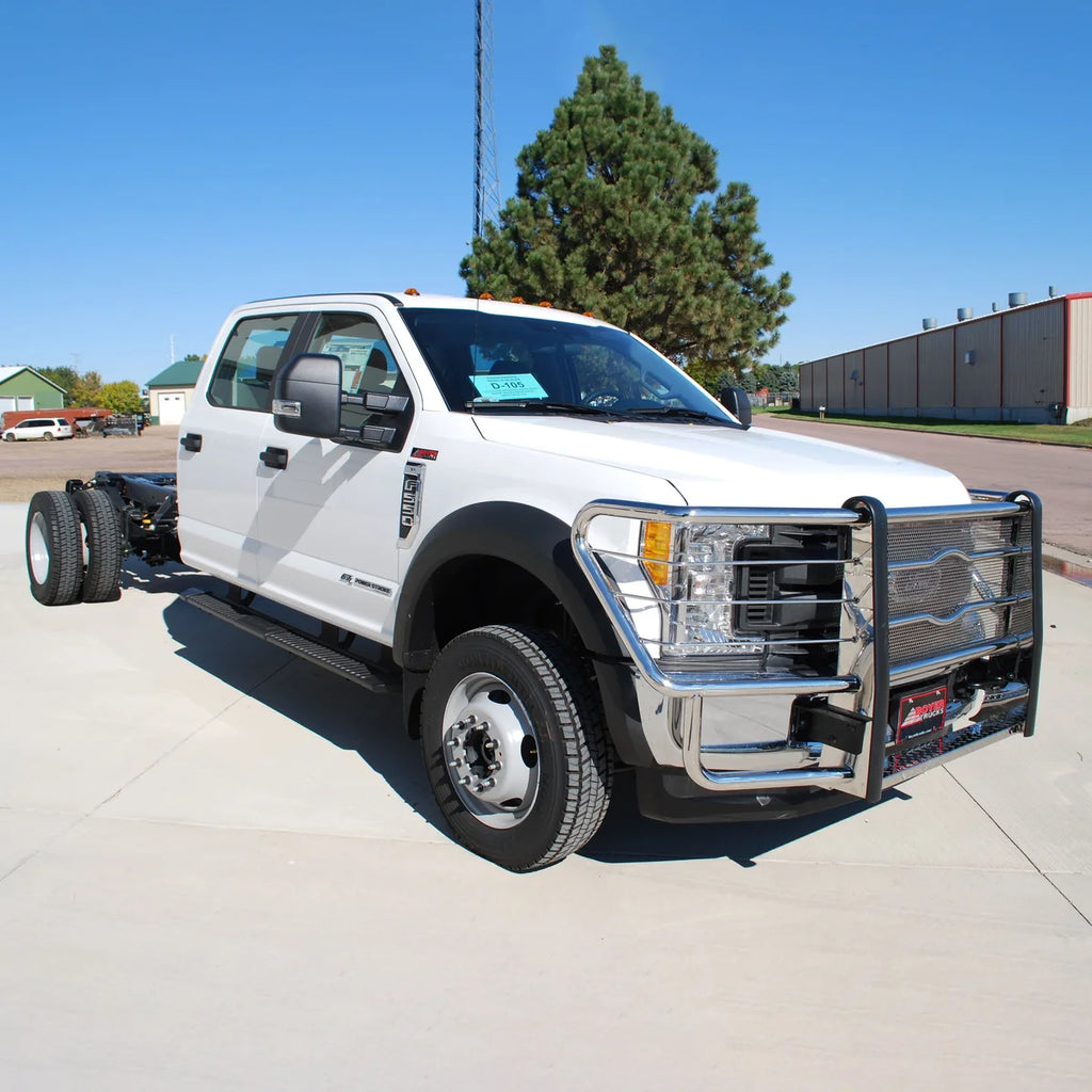 LUVERNE Prowler Max Polished Stainless Grille Guard (No Brackets) 311723 - Side View