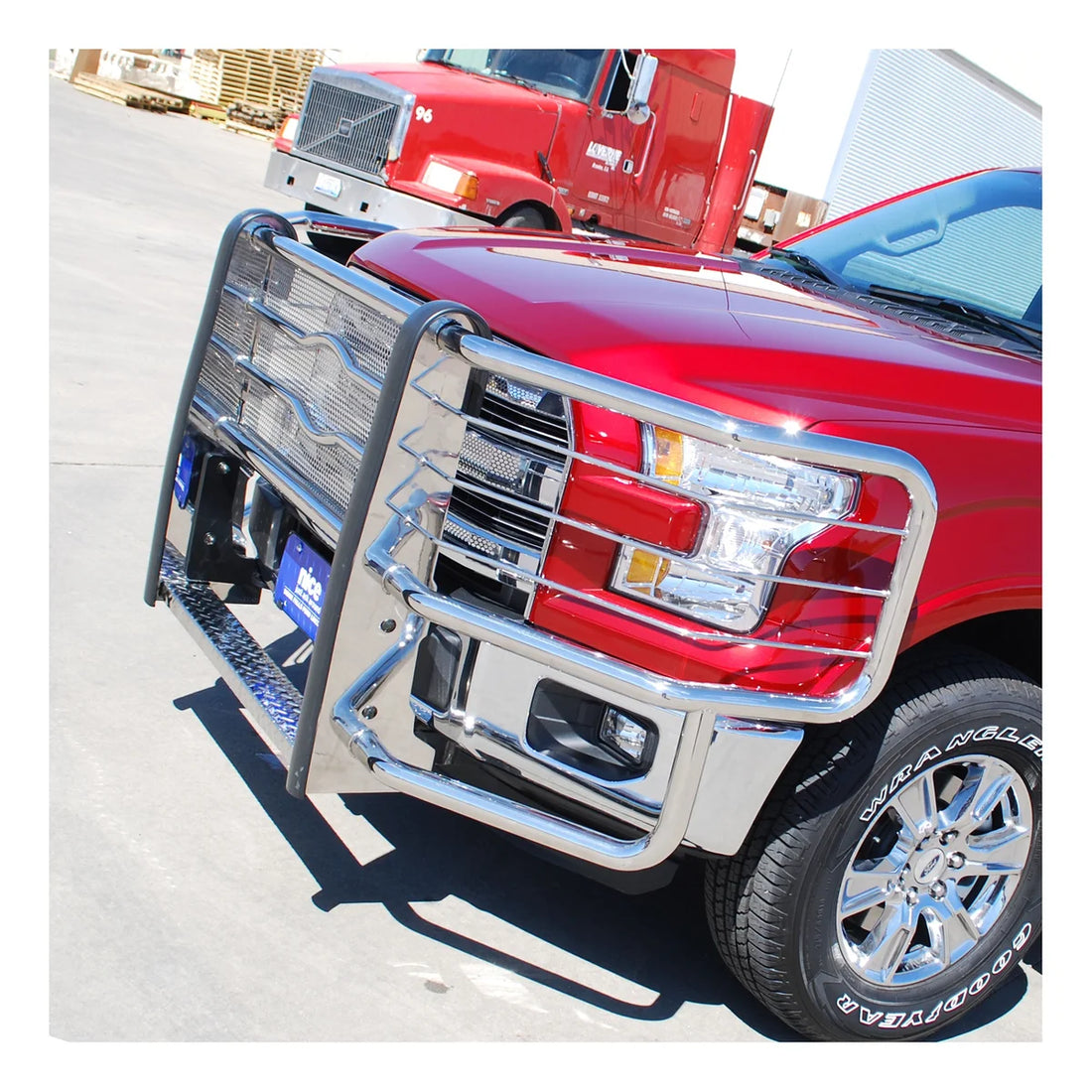 LUVERNE Prowler Max Polished Stainless Grille Guard, Select Ford F-150 311523-321520 - Installation View