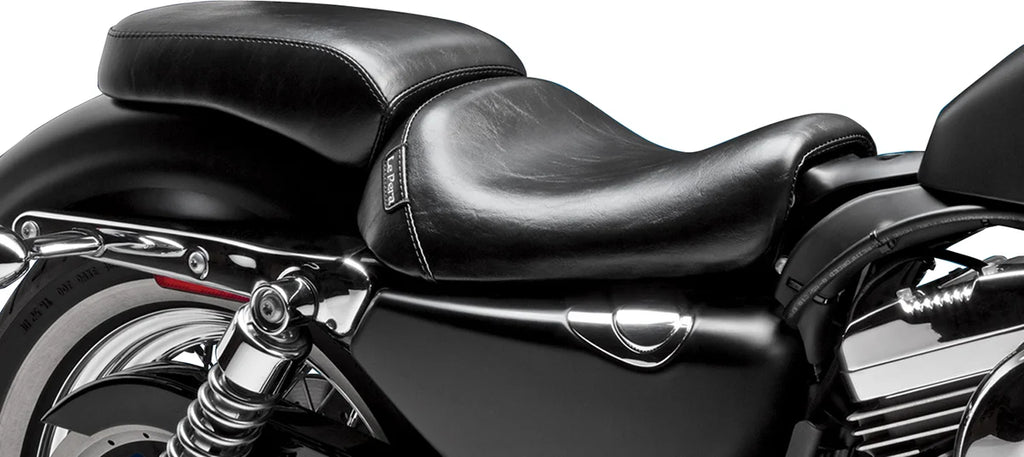 Le Pera Bare Bones Pillion Pad - Smooth - Black - XL '04-'22 LF-006P - Installation View