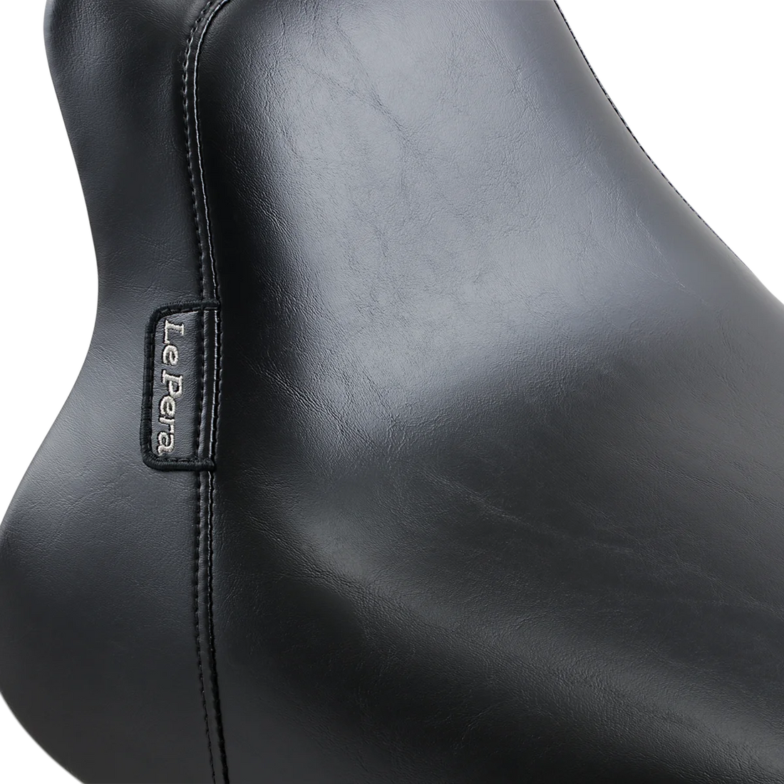 Le Pera Bare Bones Solo Seat - Smooth - Black - Softail '00-'07 LGX-007 - Installation View