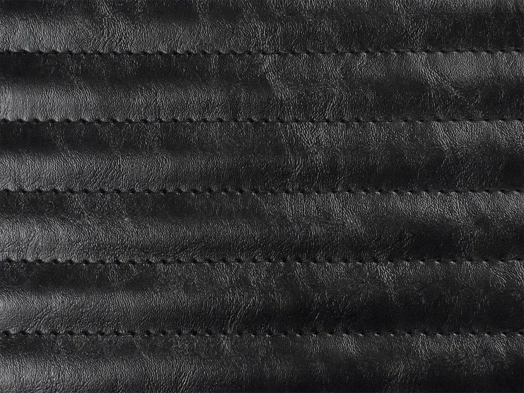 Le Pera Cherokee Seat - Pleated - Black - FX/FL '18-'23 LY-020PT - Installation View