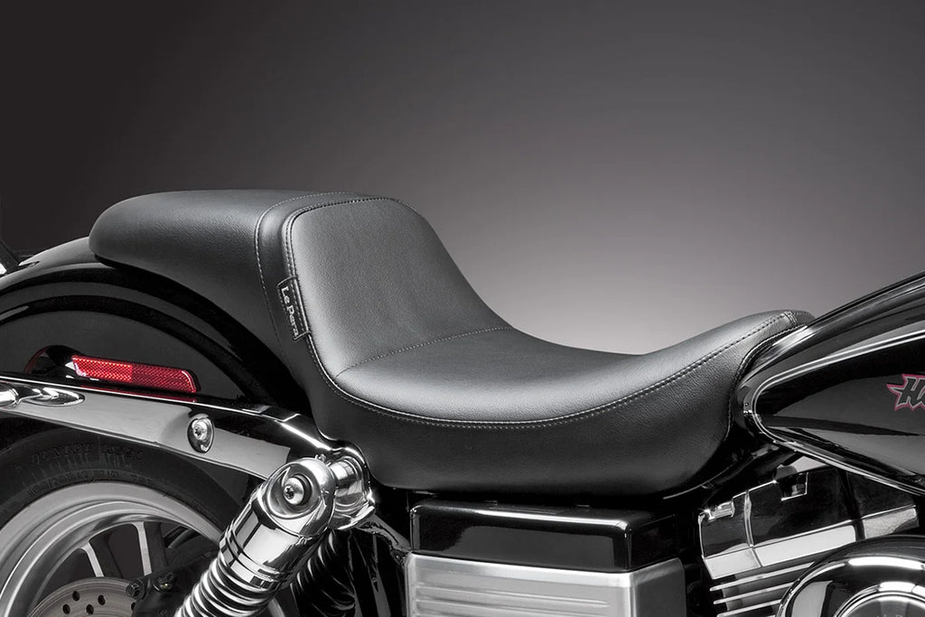 Le Pera Daytona Daddy Long Legs Seat - Black - Dyna '06-'17 LK-510DL - Installation View