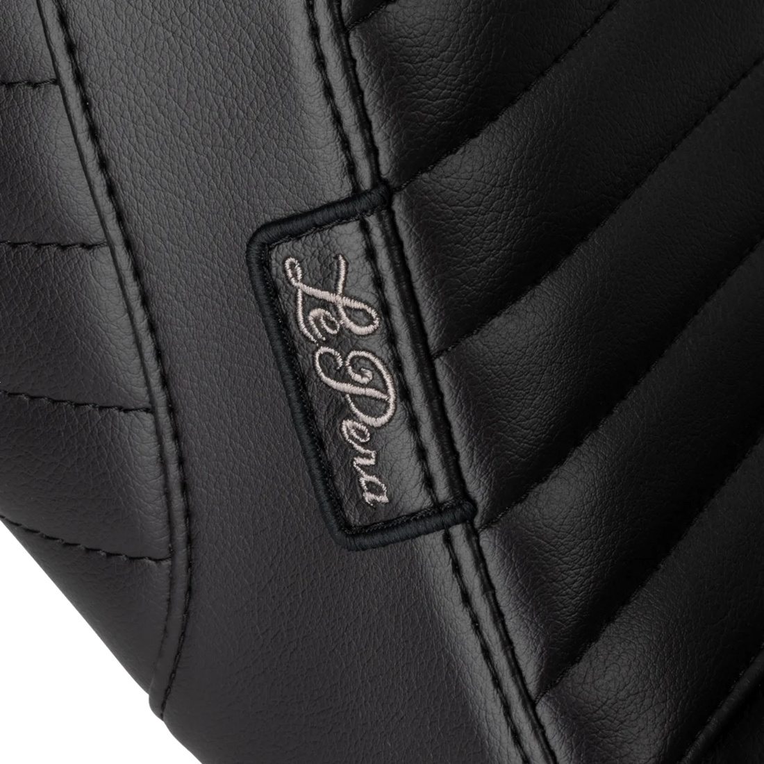 Le Pera Kickflip Daddy Long Legs Low Rider Seat - Pleated - Black - FL/FX '18-'24 LYR-590DLPT - Side View