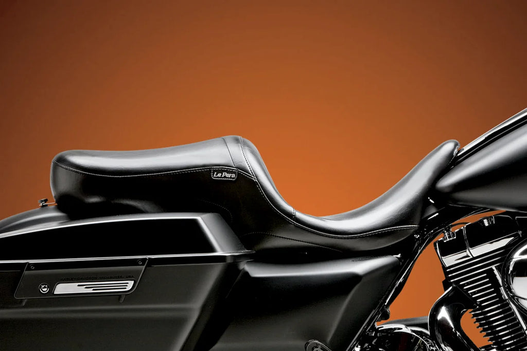 Le Pera Maverick Seat - Up-Front - Without Backrest - Smooth - Black - FL '08-'23 LKU-957S - Installation View
