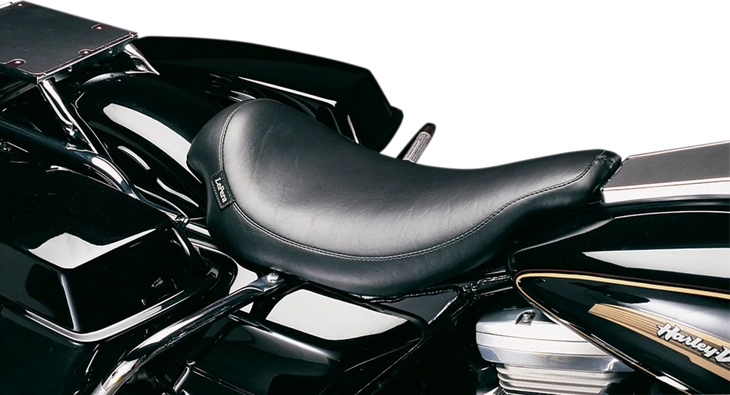 Le Pera Silhouette Solo Seat - Smooth - Black - FLT/FLHT '91-'96 L-857 - Main Product View