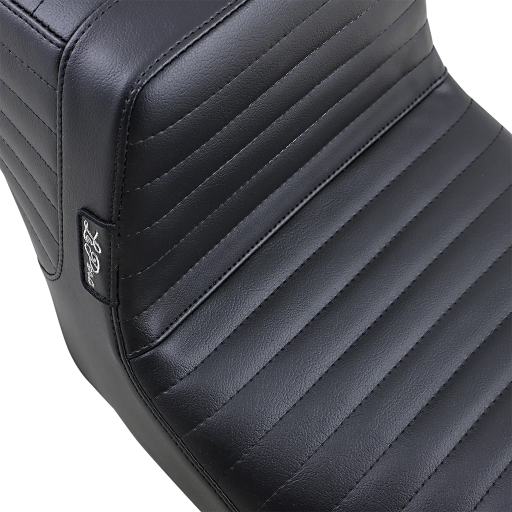 Le Pera Tailwhip Seat - Pleated - Black - FL '08-'23 LK-587PT - Side View