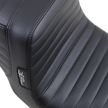 Load image into Gallery viewer, Le Pera Tailwhip Seat - Pleated - Black - FXD &#39;96-&#39;03 LN-581PT - Side View