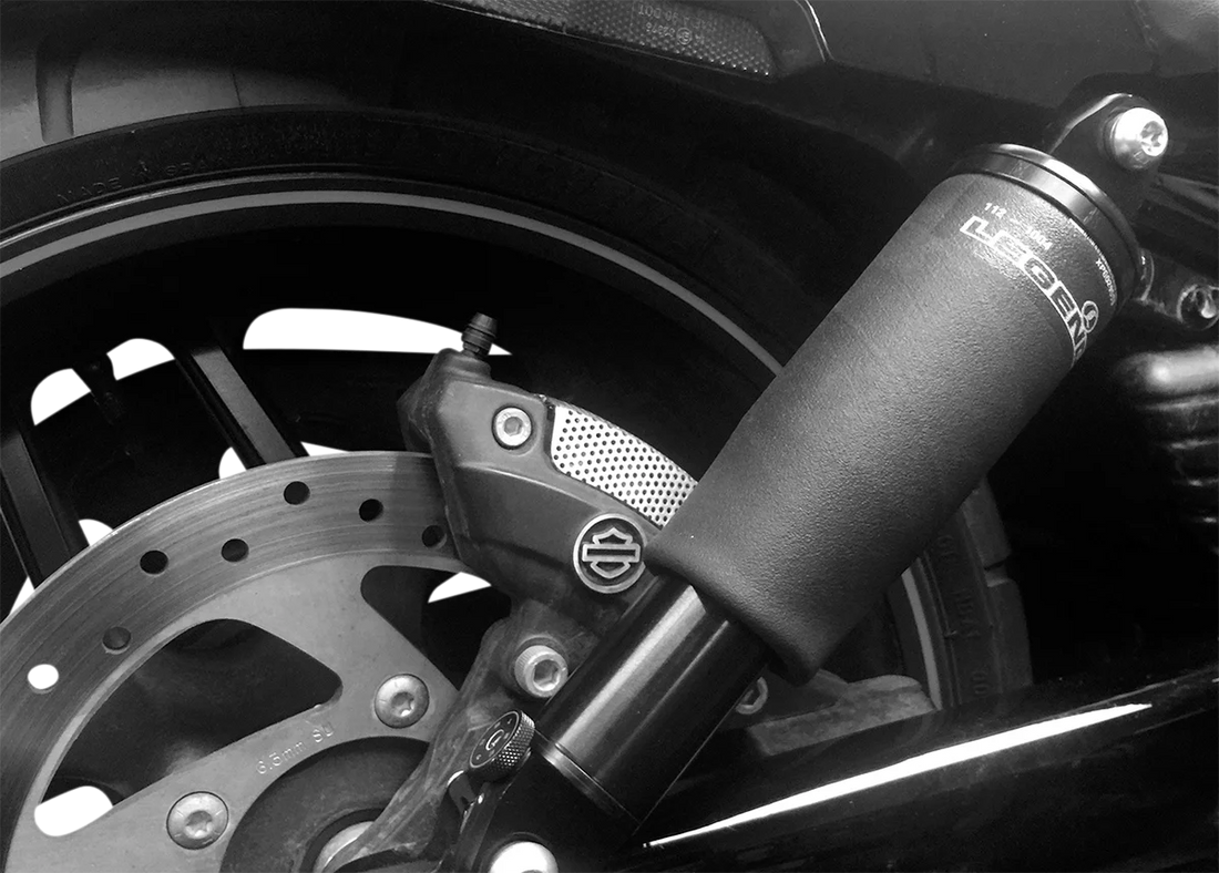 Legend Suspension AIR-A Adjustable AIR Suspension - Black fits Harley-Davidson V-Rod - Installation View