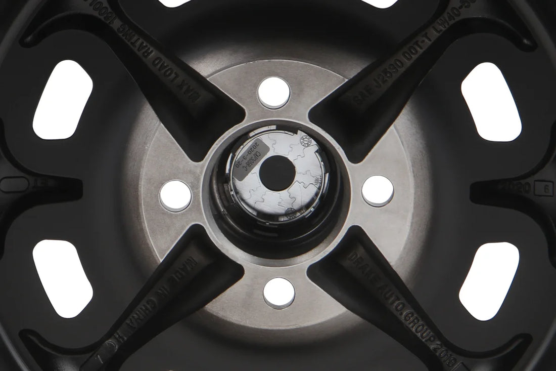 Legendary WheelsLegendary Wheels Magnum 400 - 15x6 - 4x4.25 - 3.75 BS - Gloss Black/MachinedLW40-50642A - Additional View 8