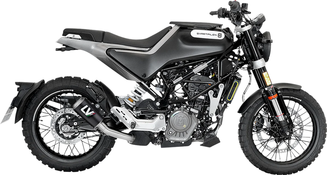 LeoVince LV-10 Slip-On Muffler - Carbon Fiber 15242CU - Installation View