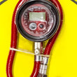 Load image into Gallery viewer, Longacre Tire Gauge Digital 0-60 PSI Semi-Pro 52-53003