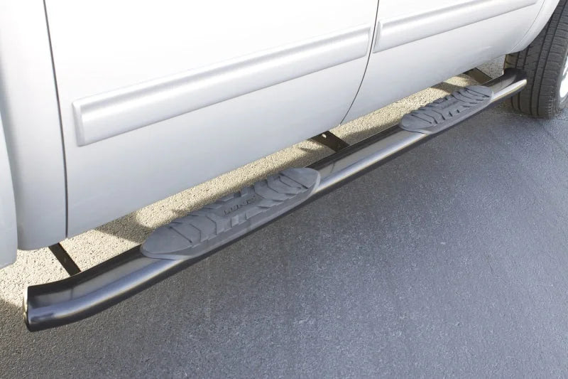 Lund 01-13 Chevy Silverado 1500 Crew Cab 5in. Oval Curved Steel Nerf Bars - Black - Side View