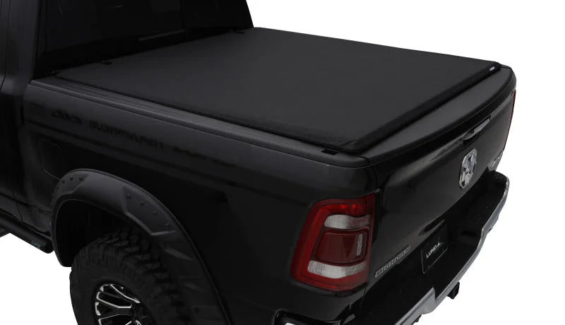 Lund 02-17 Dodge Ram 1500 (5.5ft. Bed) Genesis Elite Roll Up Tonneau Cover - Black - Side View