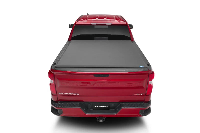 Lund 15-17 Chevy Colorado (5ft. Bed) Genesis Elite Roll Up Tonneau Cover - Black - Side View