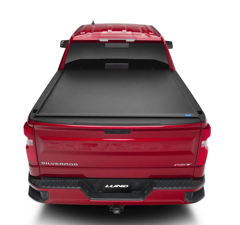 Lund 15-17 Chevy Colorado (5ft. Bed) Genesis Roll Up Tonneau Cover - Black - Side View