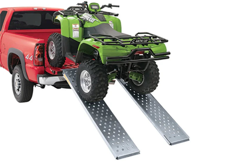 Lund Universal Bi-Fold Ramp - Brite - Detail View