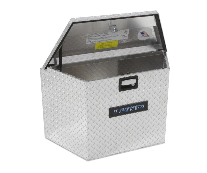Lund Universal Challenger Specialty Tool Box - Brite - Installation View