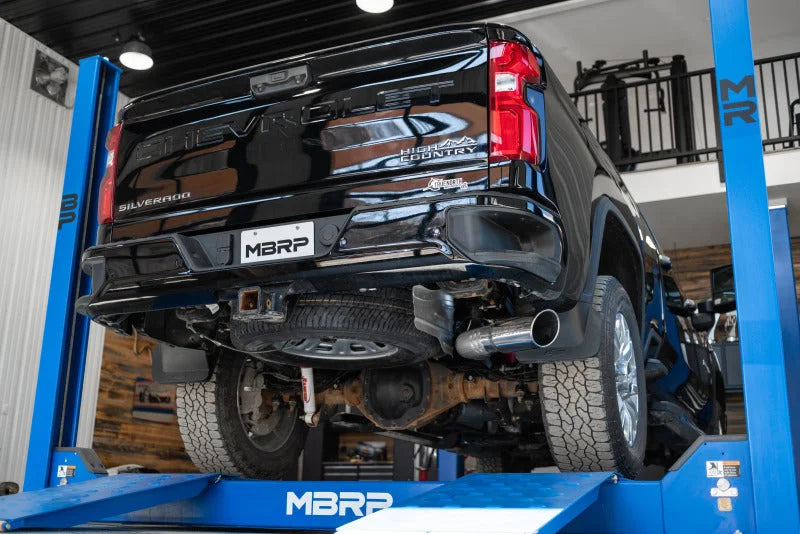 MBRP 2020+ GMC/Chevy 2500/3500 6.6L Duramax 4in Mand Bent Tubing AL-Ser Cat Back Single Side - Alum - Side View