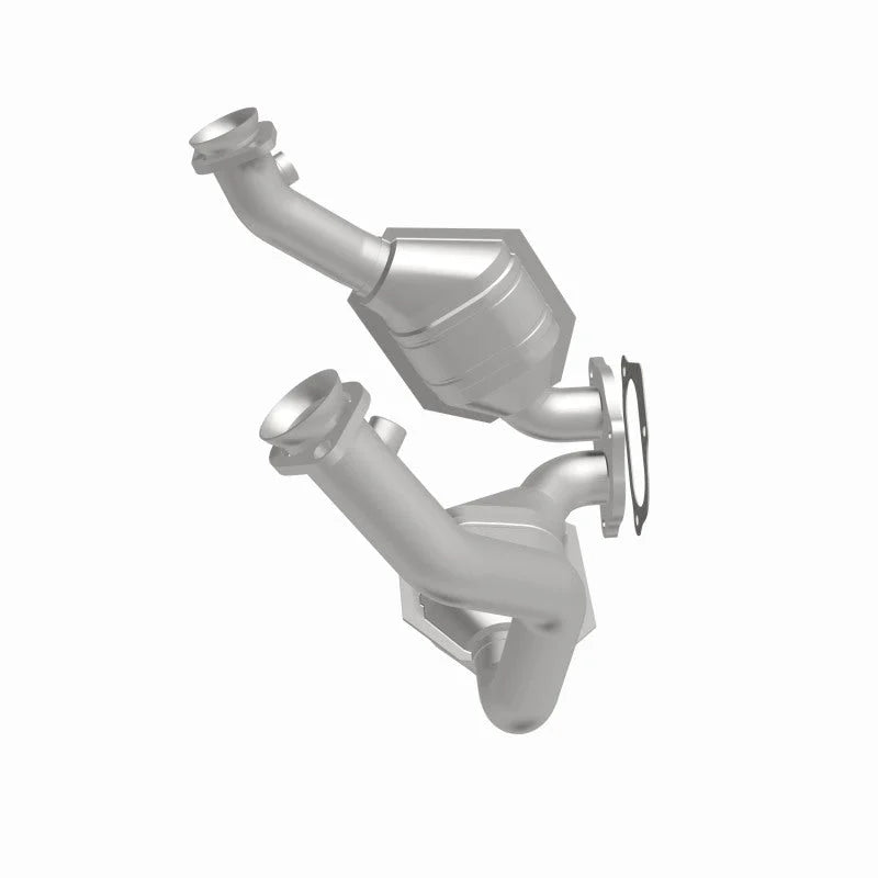 MagnaFlow 01-03 Ford Ranger V6 3.0L OEM Grade Direct-Fit Catalytic Converter - Installation View