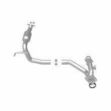 Load image into Gallery viewer, MagnaFlow 05-07 / 09-11 Toyota Tacoma Direct-Fit Catalytic Converter - Additional View 5