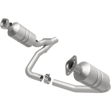 Load image into Gallery viewer, MagnaFlow 06 Mitsubishi Raider Catalytic Converter DF (California) - Main Product View