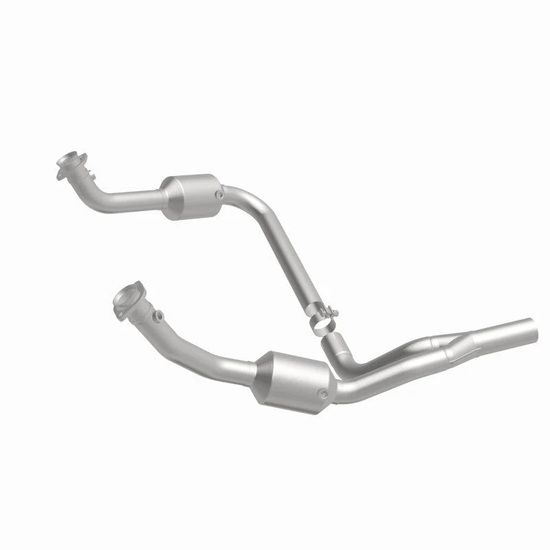 MagnaFlow 10-11 Jeep Wrangler 3.8L OEM Direct-Fit Catalytic Converter - Back View