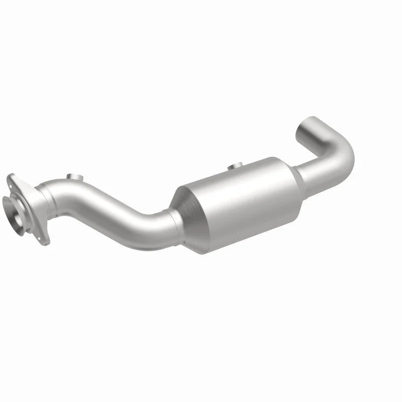 MagnaFlow 15-17 Ford F-150 XL V6 3.5L Direct Fit OEM Grade Federal Catalytic Converter - Installation View