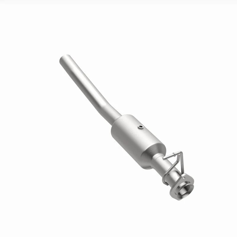MagnaFlow 16-19 Ford F-53 V10 6.8L Underbody Direct-Fit Catalytic Converter - Additional View 16