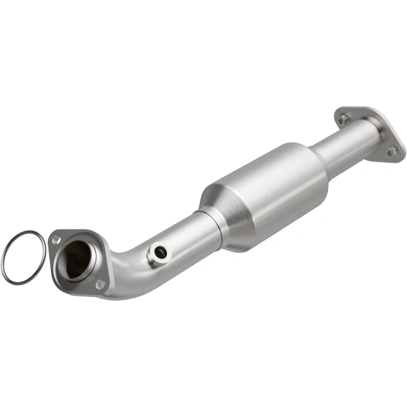 MagnaFlow 16-20 Toyota Tacoma V6 3.5L OEM Grade Direct-Fit Catalytic Converter - Main Product View