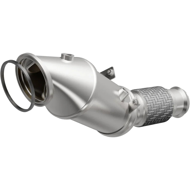 MagnaFlow 18-22 BMW 530e OEM Grade Federal / EPA Compliant Direct-Fit Catalytic Converter - Main Product View