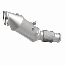 Load image into Gallery viewer, MagnaFlow 18-22 BMW 530e OEM Grade Federal / EPA Compliant Direct-Fit Catalytic Converter - Installation View