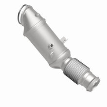 Load image into Gallery viewer, MagnaFlow 18-22 BMW 530e OEM Grade Federal / EPA Compliant Direct-Fit Catalytic Converter - Additional View 6