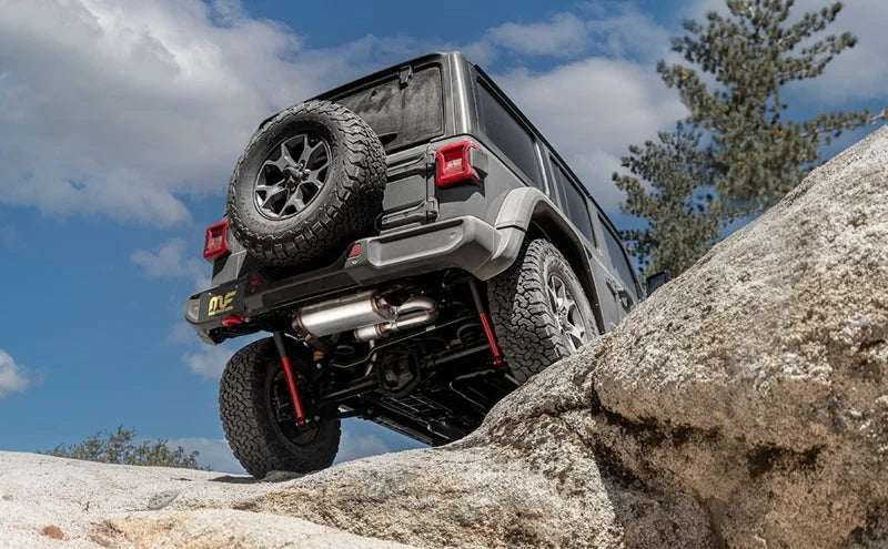 MagnaFlow 18-23 Jeep Wrangler JL 2.0L/3.6L Overland Series Axle-Back Exhaust - Side View