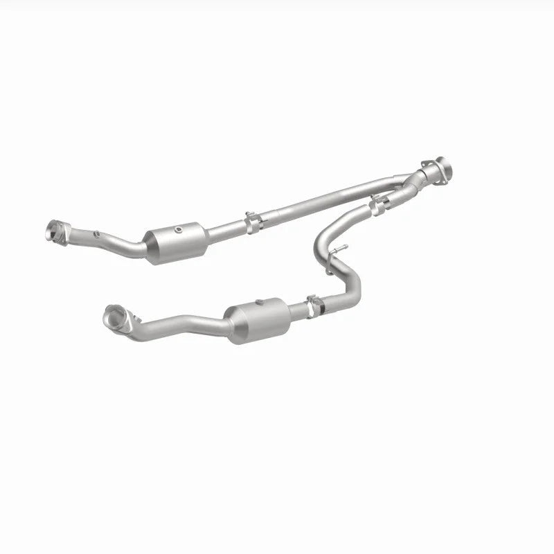 MagnaFlow 20-21 Ford Transit-150 Single Underbody V6 3.5L RWD Direct-Fit Catalytic Converter - Side View