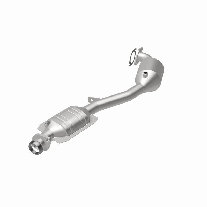 MagnaFlow 2005 Subaru Outback 2.5L Direct Fit Converter - Installation View