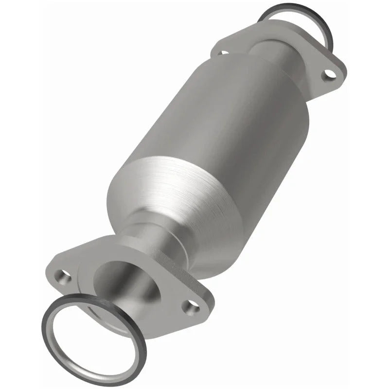MagnaFlow 85-95 Toyota 4Runner L4-2.4L California Catalytic Converter Direct Fit - Back View