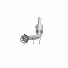 Load image into Gallery viewer, MagnaFlow California Grade CARB Compliant Converter Direct Fit 05-09 Volkswagen Jetta L5 2.5L - Installation View