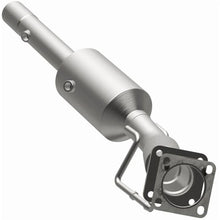 Load image into Gallery viewer, MagnaFlow California Grade CARB Compliant Converter Direct Fit 05-09 Volkswagen Jetta L5 2.5L - Additional View 7