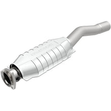 Load image into Gallery viewer, MagnaFlow Conv 28.75X6.5X4 2.5/2.38 fits 1985-1992 Volvo 740 / 1985 Volvo 745 / 1984-1990 Volvo 760 / 1991-1995 Volvo 940 - Main Product Vi...