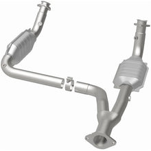 Load image into Gallery viewer, MagnaFlow Conv DF 00-01Tahoe/Yukon V8 5.7L - Additional View 5