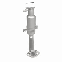 Load image into Gallery viewer, MagnaFlow Conv DF 00-02 Focus 2.0L OEM - Additional View 8