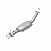 Load image into Gallery viewer, MagnaFlow Conv DF 00-02 Toyota Tundra 4.7L - Back View