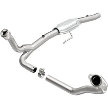 Load image into Gallery viewer, MagnaFlow Conv DF 00-03 Dakota 4.7L 2WD OEM - Main Product View