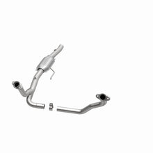 Load image into Gallery viewer, MagnaFlow Conv DF 00-03 Dakota 4.7L 2WD OEM - Additional View 7
