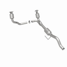 Load image into Gallery viewer, MagnaFlow Conv DF 00-03 Dodge Durango 4.7L - Installation View