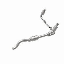 Load image into Gallery viewer, MagnaFlow Conv DF 00-03 Durango 4WD 4.7L - Additional View 6