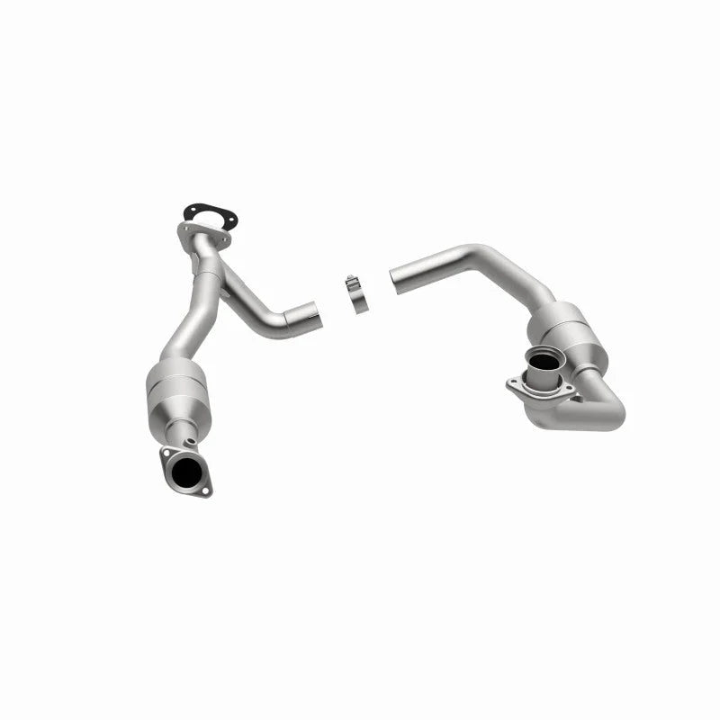 MagnaFlow Conv DF 00-03 Ford E150 5.4L - Installation View
