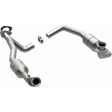 Load image into Gallery viewer, MagnaFlow Conv DF 00-03 Ford E150 5.4L - Additional View 7